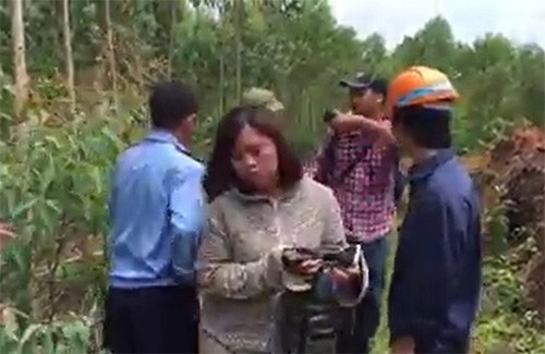 Tin mới vụ bảo vệ nhà máy xử lý rác thải tấn công phóng viên Nhóm bảo vệ xuất hiện lớn tiếng với phóng viên