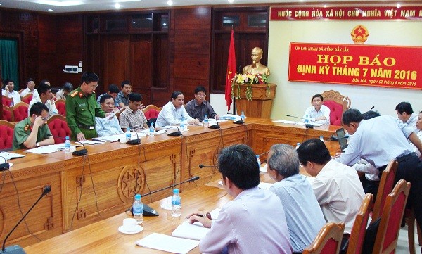 Đắk Lắk giải trình nhiều vấn đề Đại tá Phạm Minh Thắng cho biết việc thụ lý hồ sơ về Y tế vẫn đang được xác minh