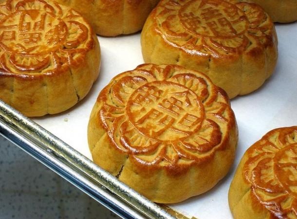 Công ty đuổi việc nhân viên vì đặt mua nhiều bánh trung thu Ảnh minh hoạ