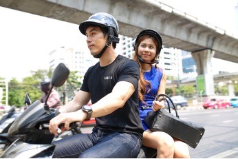 Uber khuyến mãi mùa tựu trường: Chỉ 10.000 đồng/lộ trình đến trường Uber khuyến mãi mùa tựu trường: Chỉ 10.000 đồng/lộ trình đến trường