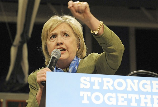 Khảo sát toàn quốc lần cuối: Bà Hillary dẫn trước sít sao Bà Hillary đang dẫn trước, nhưng khoảng cách này quá sít sao.