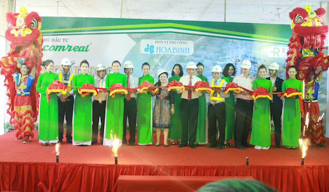 Vietcomreal tổ chức lễ cất nóc dự án Riva Park Vietcomreal tổ chức lễ cất nóc dự án Riva Park