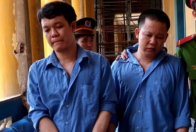 Hủy bản án vụ chú rể giết người trong ngày cưới Hai bị cáo tại tòa phúc thẩm ngày 12/6. Ảnh: Tân Châu