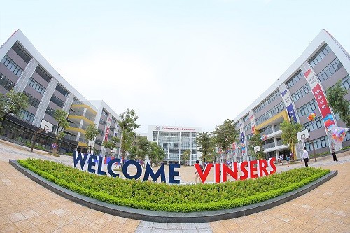 Vinschool chuyển mô hình hoạt động từ phi lợi nhuận sang không lợi nhuận Vinschool chuyển mô hình hoạt động từ phi lợi nhuận sang không lợi nhuận