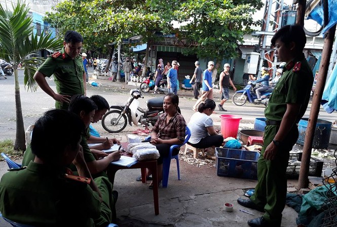 Đề xuất phạt 30 triệu đồng cơ sở 'tắm trắng' bắp chuối bằng hóa chất Đề xuất phạt 30 triệu đồng cơ sở 'tắm trắng' bắp chuối bằng hóa chất