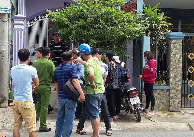 Trộm tiền vàng trị giá 1 tỷ đồng để mua ma túy Cảnh sát khám nghiệm hiện trường xảy ra vụ trộm. Ảnh: C.A.