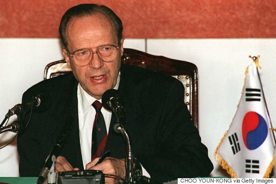 Mỹ tiết lộ tài liệu cơ mật về Triều Tiên giữa lúc 'nước sôi lửa bỏng' Ông William Perry, cựu quan chức phụ trách vấn đề chính sách đối với Triều Tiên của Mỹ dưới thời cựu Tổng thống Mỹ Bill Clinton. Ảnh: Getty Images