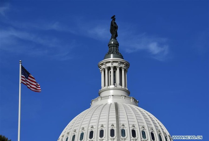 Hôm nay, Thượng viện Mỹ bỏ phiếu để mở lại chính phủ Điện Capitol (Washington, Mỹ). Ảnh: Tân Hoa Xã