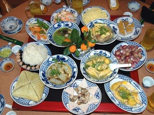 Mâm cỗ hóa vàng năm Mậu Tuất gồm những gì? Mâm cỗ hóa vàng năm Mậu Tuất gồm những gì?