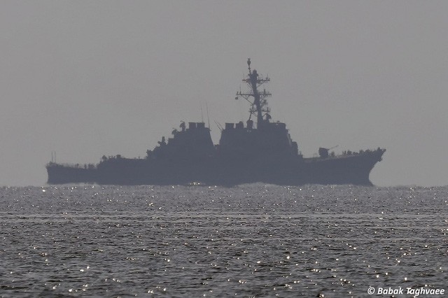 WSJ: Mỹ điều tàu khu trục đến ‘dằn mặt’ Syria Tàu khu trục USS Donald Cook của Hải quân Mỹ trên Địa Trung Hải. Ảnh: Moscow Times