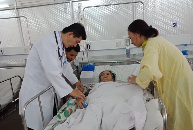 Cứu sống bệnh nhân cao tuổi suýt tử vong vì u nhầy ở tim Bệnh nhân H. đang phục hồi tốt sau ca phẫu thuật kéo dài - Ảnh: Kim Hà.