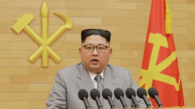 Vì sao ông Kim Jong-un triệu tập đại sứ ở nước ngoài về Bình Nhưỡng? Nhà lãnh đạo Triều Tiên Kim Jong-un. Ảnh: Reuters