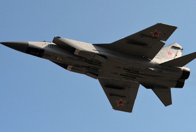 Nga: Tiêm kích MiG-31 phát nổ, bốc cháy dữ dội Máy bay MiG-31. Ảnh: RT
