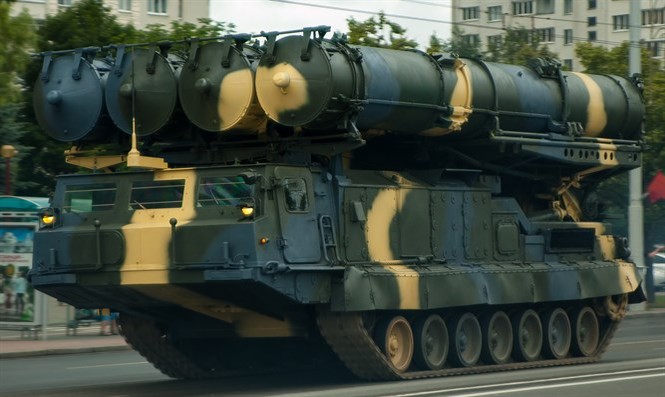 Syria chi 1 tỉ đô để có được ‘rồng lửa’ S-300? Hệ thống phòng không S-300. Ảnh: iStock