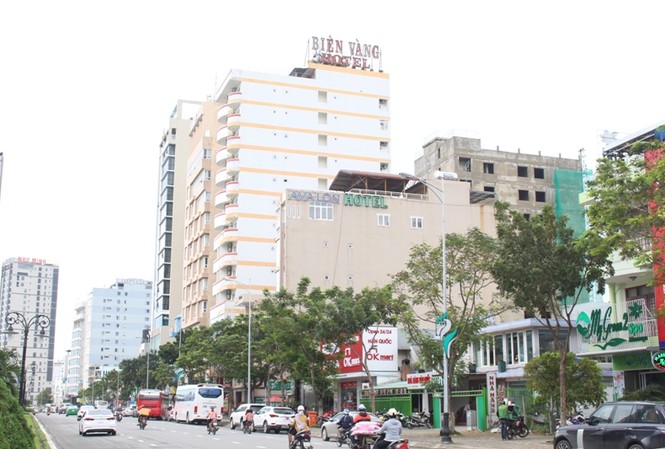 Đà Nẵng công khai niêm yết giá dịch vụ lưu trú Giá phòng của các khách sạn tại Đà Nẵng được niêm yết công khai trên trang trực tuyến của Sở Tài chính. Ảnh: Giang Thanh