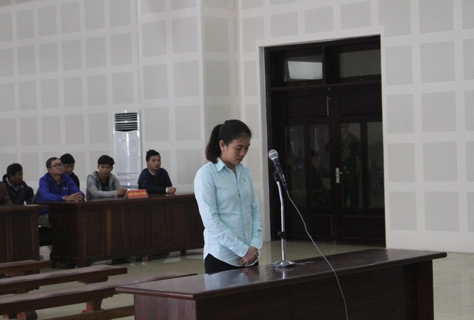 Lừa chạy việc cho 56 người chiếm đoạt tiền tỷ Lừa chạy việc cho 56 người chiếm đoạt tiền tỷ