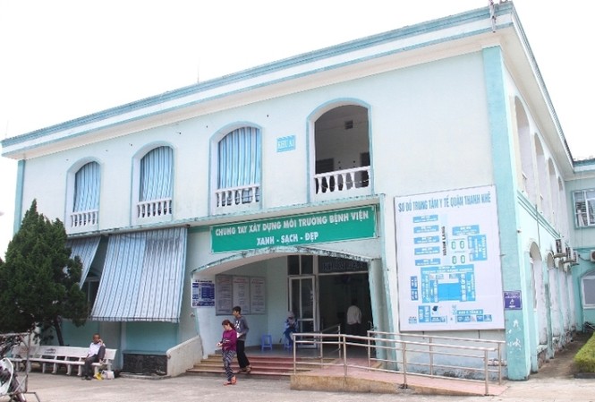 Nói máy siêu âm hỏng, nữ hộ lý bị kỉ luật Nữ hộ lý của TT Y tế quận Thanh Khê trả lời máy siêu âm bị hỏng khiến thai phụ đến cấp cứu phải chuyển sang cơ sở khác