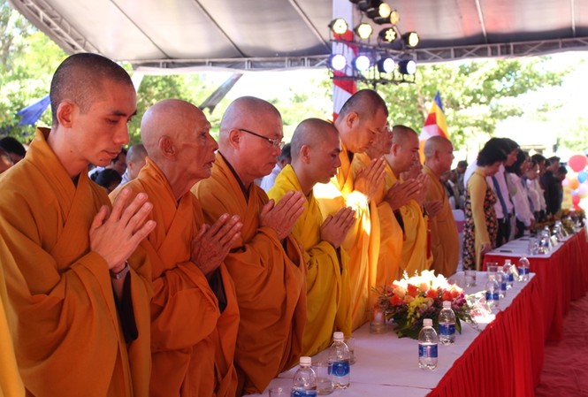 Khai hội Vu lan báo hiếu Ngũ Hành Sơn năm 2018 Lễ hội Vu lan Báo hiếu Ngũ Hành Sơn năm 2018 kéo dài trong 2 ngày (20/8 và 21/8). Ảnh: Giang Thanh