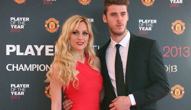 De Gea 'sốt xình xịch' chuyện... lấy vợ De Gea tính đưa Edurne Garcia về dinh.