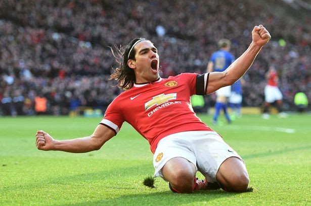 Mỗi cú dứt điểm của Falcao đắt không tưởng Mỗi cú dứt điểm của Falcao trị giá 432.000 bảng.