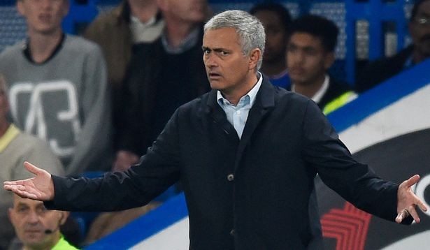 BẢN TIN Thể thao: Chelsea thua thảm, Mourinho quyết không từ chức HLV Mourinho quyết không từ chức.