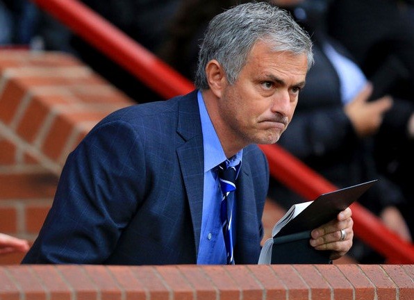 BẢN TIN Thể thao: Mourinho đổi chiến thuật ở M.U Mourinho sẽ cho M.U chơi tấn công ở mùa giải tới.