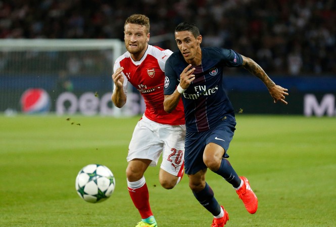 “Bom tấn 35 triệu bảng” của Arsenal bị chế giá chỉ... 35 bảng Mustafi đã có một màn ra mắt đáng thất vọng.