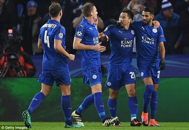 Lập kỳ tích Champions League, Leicester nhận thưởng lớn Các cầu thủ Leicester City nhận thưởng đậm từ lãnh đạo CLB.