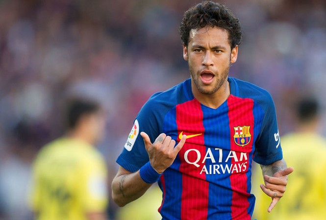 PSG tốn hơn nửa tỷ euro để chiêu mộ ngôi sao Neymar Neymar đã bóng gió tới chuyện muốn rời Barcelona.