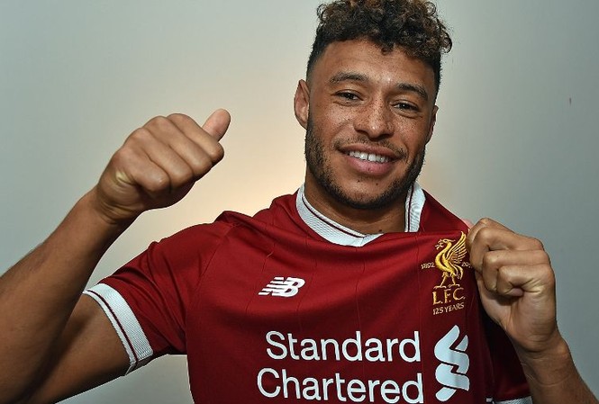 Liverpool kích hoạt 'bom tấn' Alex Oxlade-Chamberlain Alex Oxlade-Chamberlain chính thức gia nhập Liverpool.