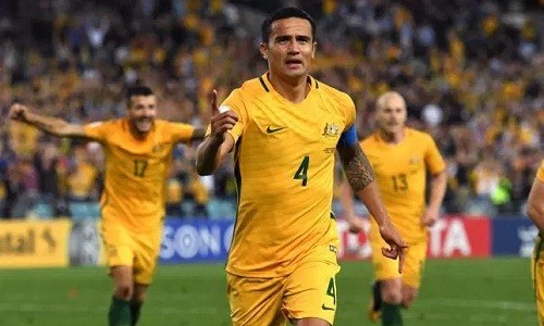 Đánh bại Syria, tuyển Australia giành vé play-off World Cup Tim Cahill trở thành người hùng của ĐT Australia.