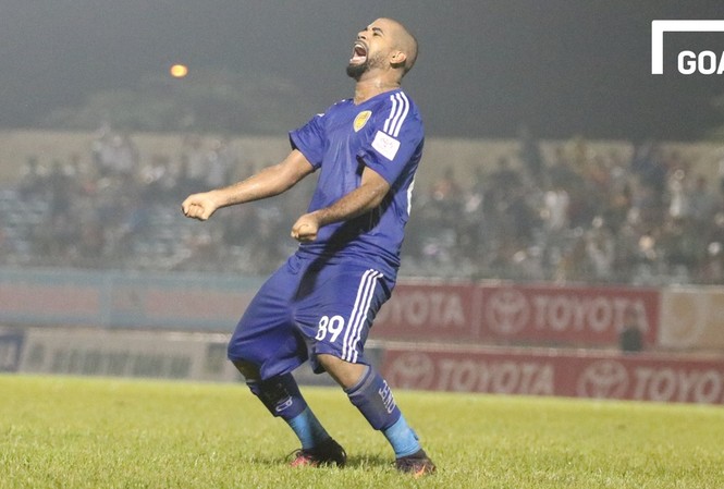 BẢN TIN thể thao: Báo quốc tế gọi V.League là giải đấu hấp dẫn nhất thế giới Quảng Nam chiếm lợi thế lớn trong cuộc đua tới ngôi vô địch V.League 2017.