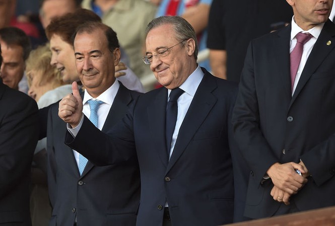 Real tính chi 100 triệu euro che tử huyệt Chủ tịch Perez duyệt chi 100 triệu euro để Real Madrid mua sắm.