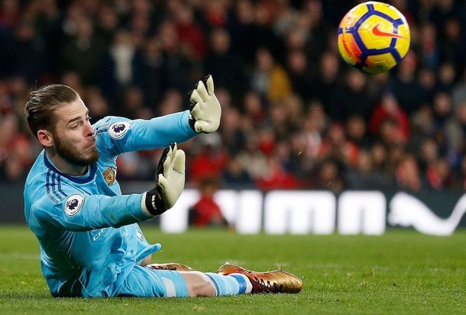 M.U hạ Arsenal, thủ thành De Gea lập kỷ lục mới David de Gea lại có một trận đấu xuất sắc nữa cho M.U.