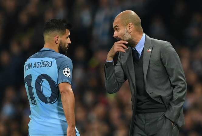 'Sát thủ' Aguero bất mãn với ông thầy Guardiola? Aguero bất mãn với Guardiola?