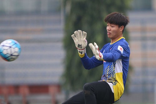 BẢN TIN thể thao: U23 Việt Nam đón tin vui về nhân sự Thủ môn Phí Minh Long đã bình phục chấn thương.