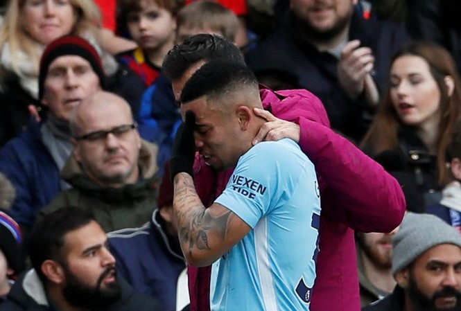 Man City đứt kỷ lục, nhận 2 hung tin về chấn thương Gabriel Jesus dính chấn thương rất nặng.