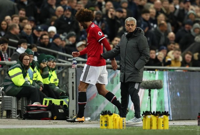 M.U nhận tin 'sét đánh' từ Fellaini Marouane Fellaini lại dính chấn thương nặng.