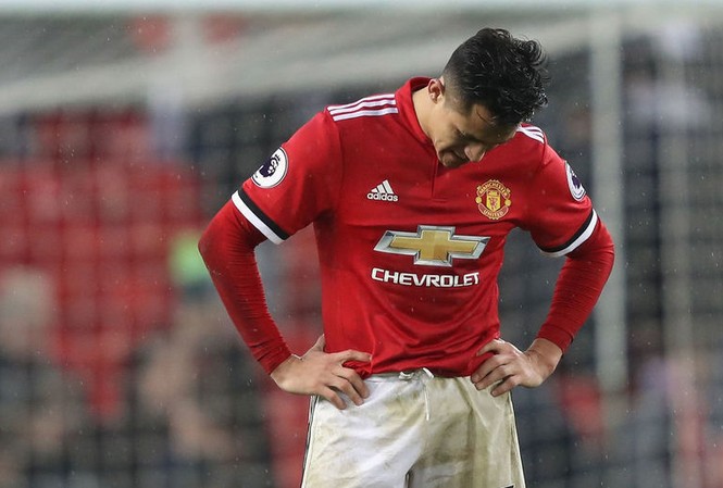 Vừa đến M.U, Sanchez đã khiến các nhân viên CLB khâm phục Alexis Sanchez muốn nhanh chóng hòa nhập vào lối chơi của M.U.