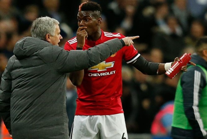 HLV Mourinho lên tiếng về nghi án mâu thuẫn với Pogba HLV Mourinho xóa tan tin đồn mâu thuẫn với Pogba.