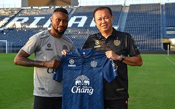 BẢN TIN thể thao: Ông bầu Buriram United chê bai Hoàng Vũ Samson Hoàng Vũ Samson chia tay CLB Buriram United chỉ sau 2 trận đấu.