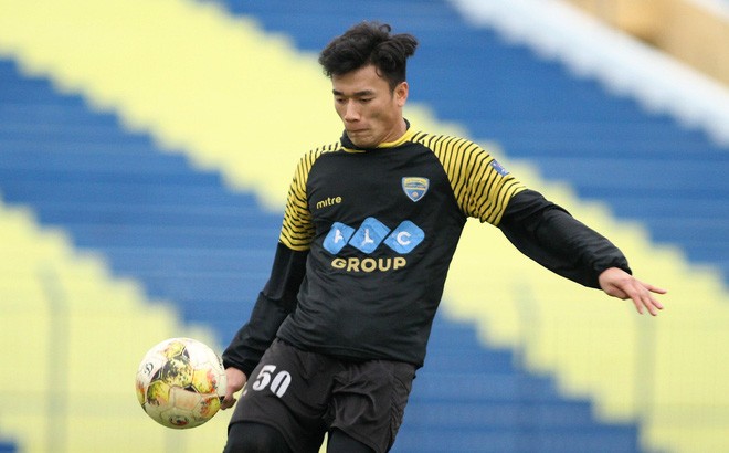 BẢN TIN thể thao: HLV Bali United khen ngợi thủ thành Bùi Tiến Dũng Thủ thành Bùi Tiến Dũng.