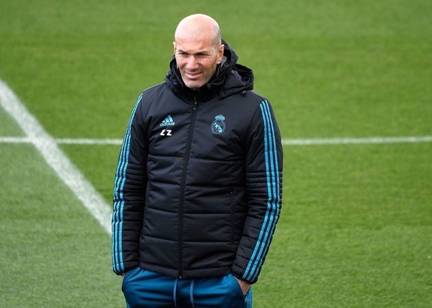 HLV Zidane nói gì trước cuộc tái đấu Bayern Munich? HLV Zinedine Zidane yêu cầu học trò tập trung cao độ trước trận tái đấu Bayern Munich.