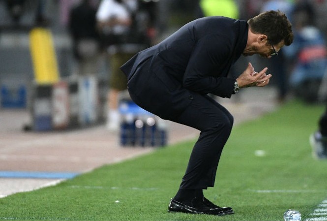 HLV Roma nói gì khi đội nhà suýt lập kỳ tích? HLV Eusebio Di Francesco tự hào về các học trò.