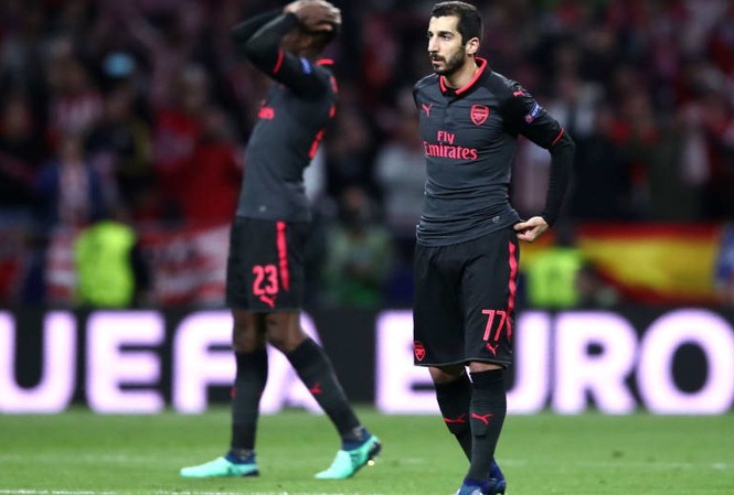 Arsenal bị loại khỏi Europa League: 'Thuốc súng' thấm nước Arsenal đã thể hiện khả năng tấn công kém cỏi trước Atletico Madrid.