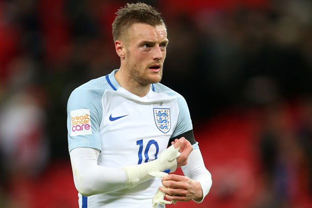 Thực hư chuyện tuyển Anh 'khôn lỏi' cố ý thua Bỉ Tiền đạo Jamie Vardy của ĐT Anh.