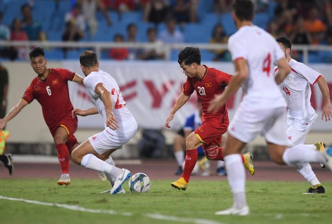 Công Phượng tỏa sáng, U23 Việt Nam ngược dòng thắng Palestine Công Phượng nâng tỷ số lên 2-1 bằng một pha dứt điểm tinh tế. Ảnh: Như Ý