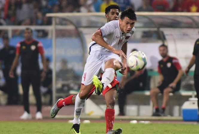 Văn Hậu ghi siêu phẩm, U23 Việt Nam sớm vô địch Văn Hậu ghi bàn thắng tuyệt đẹp. Ảnh: Như Ý