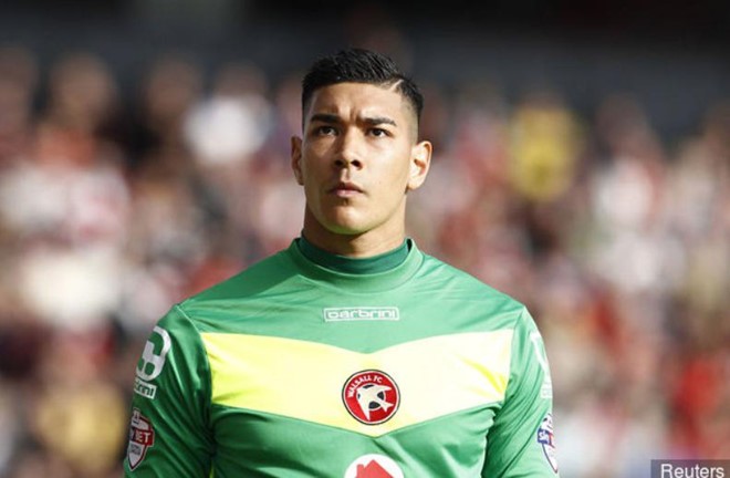 Cầu thủ Đông Nam Á nhận kết quả buồn khi ra mắt Ngoại hạng Anh Thủ thành Neil Etheridge vừa có trận ra mắt Premier League.