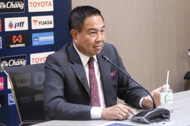 Bỏ qua Kiatisak, FAT mời HLV ngoại cho U23 Thái Lan Chủ tịch Somyot Poompunmuang của LĐBĐ Thái Lan.